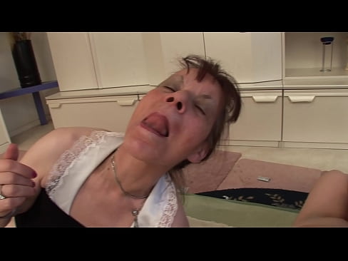 ❤️ Duas avós e um avô têm um ménage à trois ️ Porno real vídeo em porno pt.yespornpics-com.ru